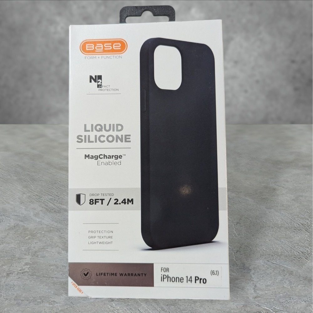 A9.‎ Base Liquid Silicone MagCharge Case For Apple iPhone 14 Pro - Black
